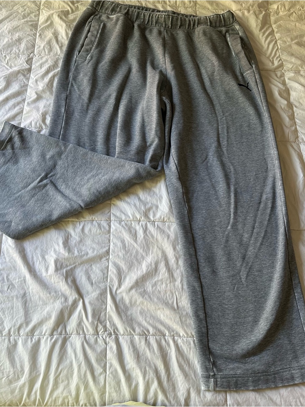 Puma Gray Men's XL Sweatpants Soft Wide Leg Style